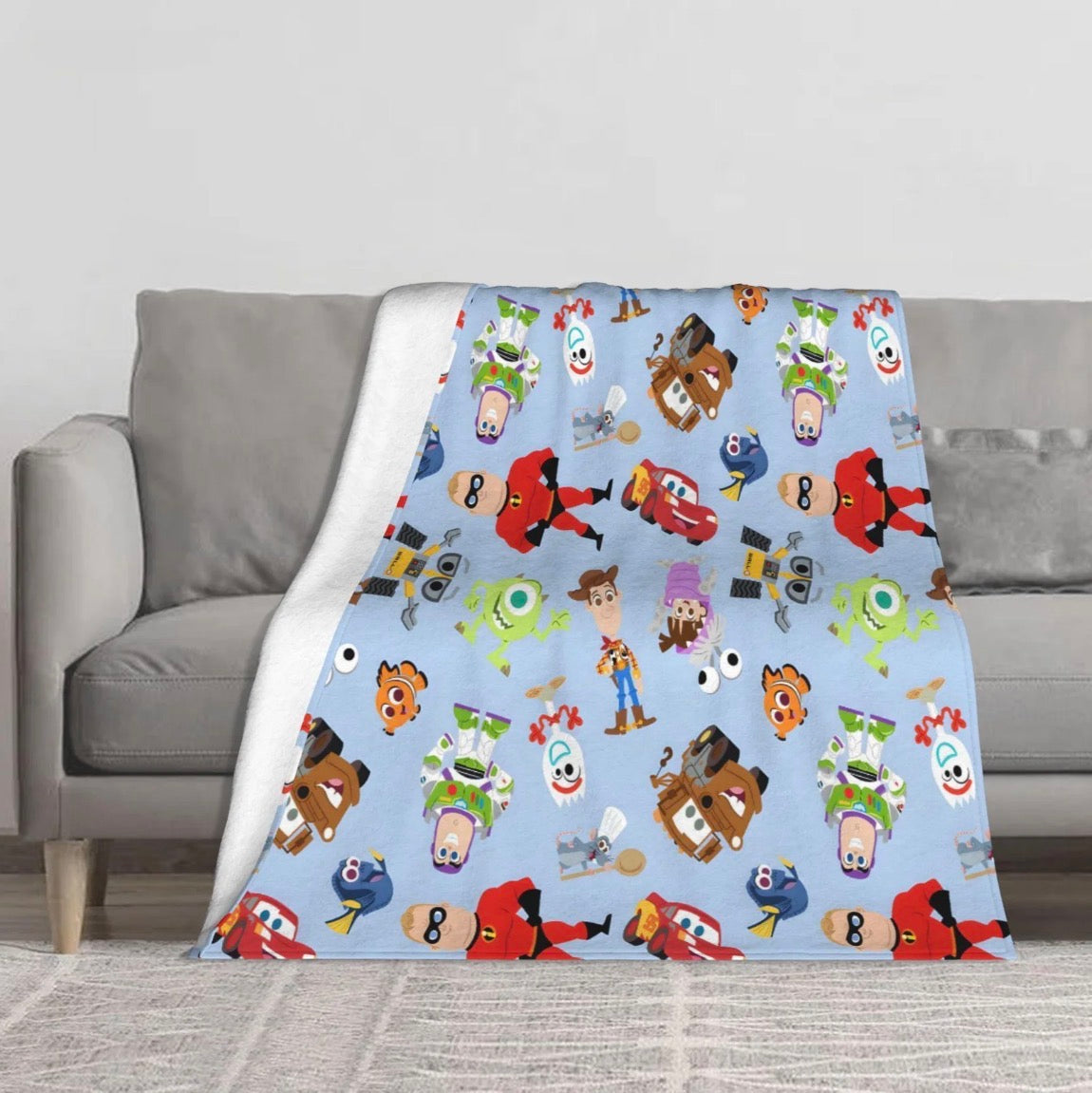 Disney & Pixar Character Blanket – Ultra Soft Cozy Throw